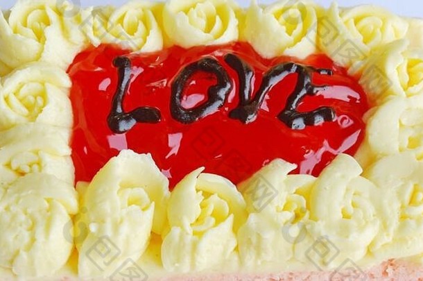 草莓黄油蛋糕装修爱情人节一天