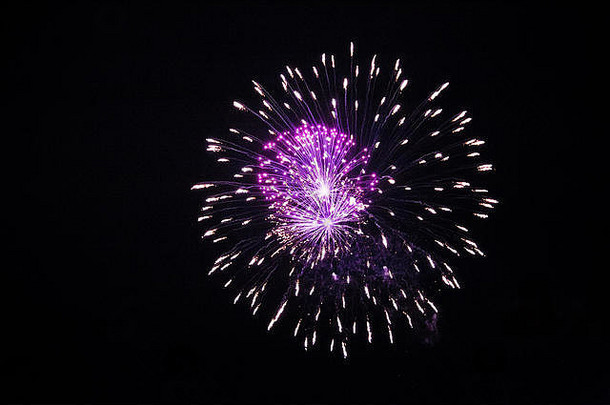 烟花色彩斑斓的爆炸庆祝事件假期年庆祝活动背景烟花烟火显示爆炸
