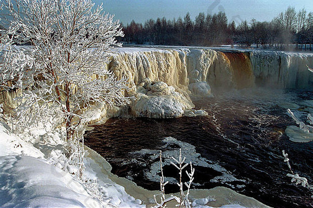 贾加拉瀑布爱沙尼亚冬天