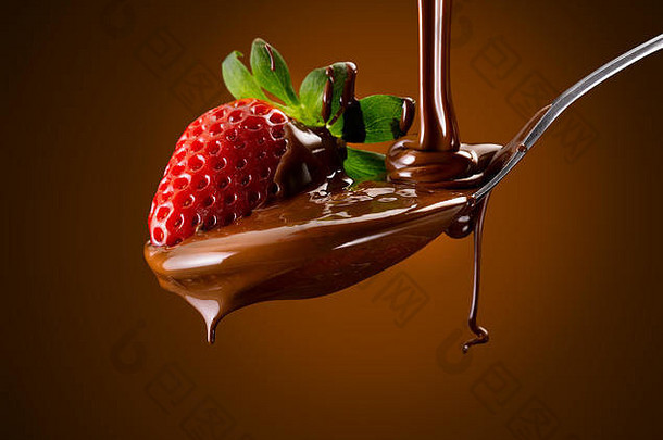 草莓巧克力漩涡形状