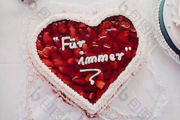 草莓蛋糕心形状德国单词皮毛其次是音麦