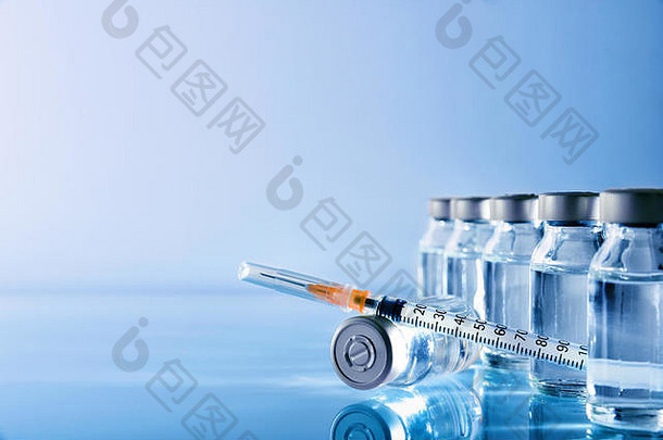 瓶集团药物治疗注射器异丁烯酸甲酯表格蓝色的背景水平作文前面视图