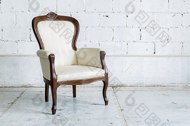 白色古董经典farbirc风格椅子