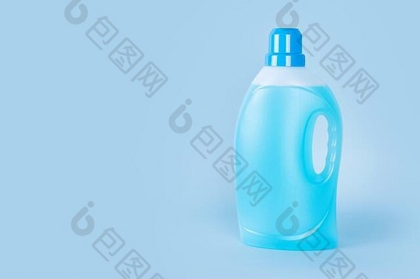 洗涤剂瓶蓝色的背景塑料容器清洁产品家庭化学物质液体洗衣洗涤剂洗衣一天清洁