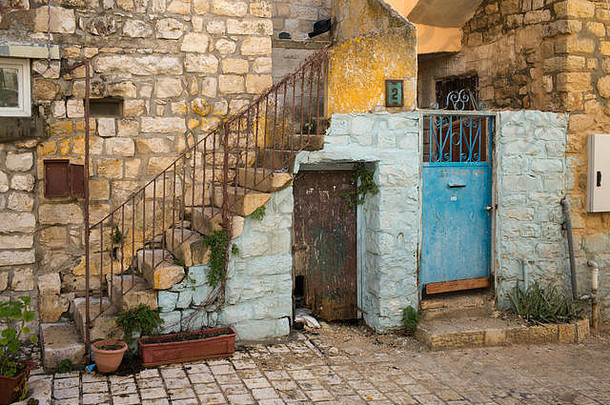 以色列北区安全旧城传统建筑正面