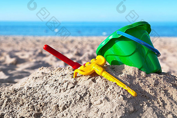 沙滩<strong>儿童</strong>玩具，暑假概念