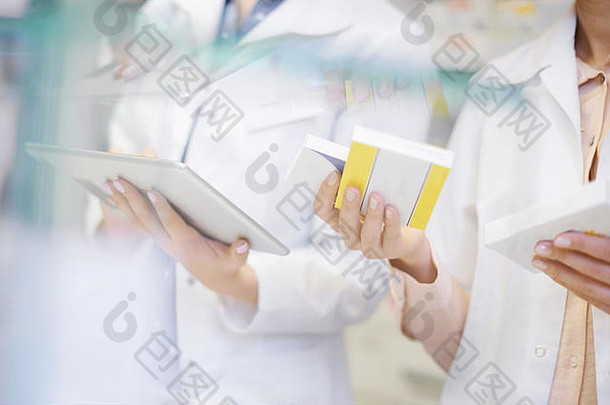 药剂师用数字平板电脑盘点