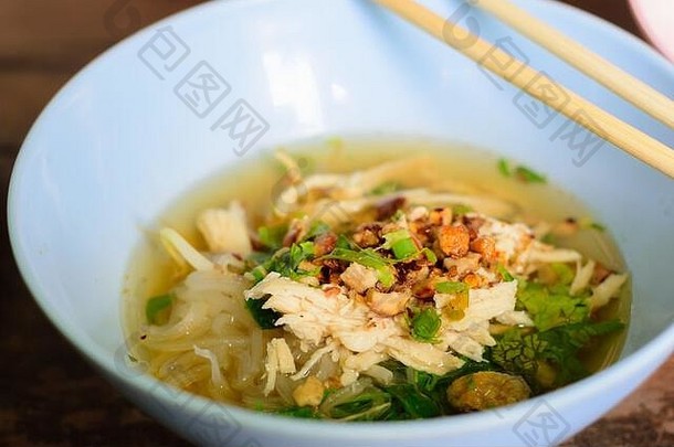 小碗面汤泰国当地食物