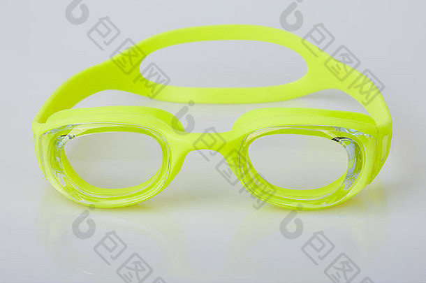 专业眼镜游泳孤立的白色背景成人池护目镜