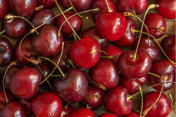 背景成熟的多汁的樱桃概念健康的吃