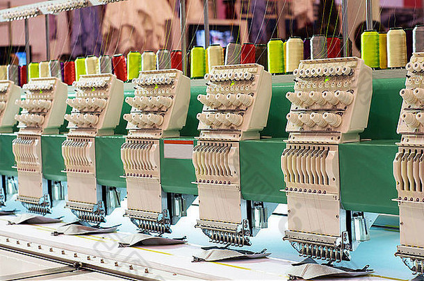 纺织工业刺绣机