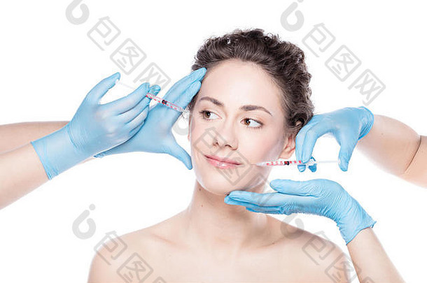 美容医学。年轻漂亮的女人正在注射肉毒杆菌素。抗衰老护肤和整形外科理念。