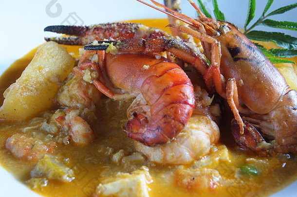 秘鲁食物，虾吸。典型的秘鲁菜。