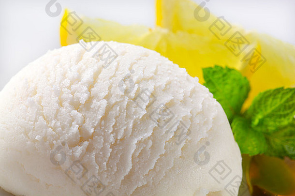 一勺柠檬冰淇淋