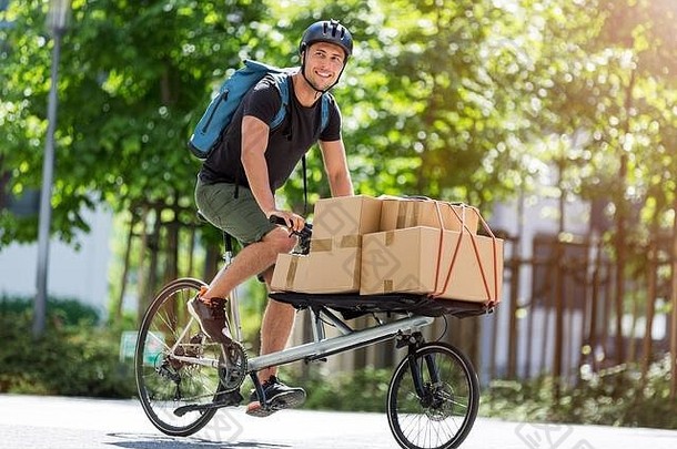 自行车送信员用货运自行车送信