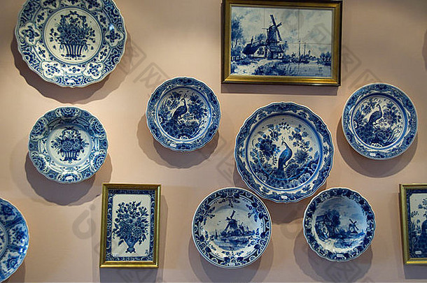 欧洲荷兰又名荷兰代尔夫特皇家代尔夫特工厂代尔夫特陶器商店经典蓝色的代尔夫特陶器