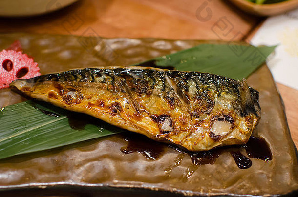 萨巴岛鱼日本sauc日本食物风格