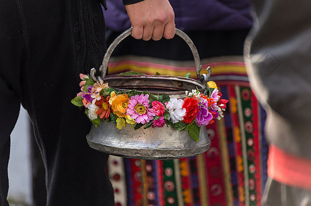 保加利亚传统的能被称为menche装饰花