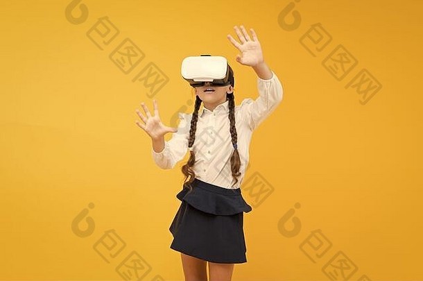 改变数字经历学习创建数字虚拟未来创新孩子耳机虚拟教育的见解身临其境的虚拟现实真正的教室