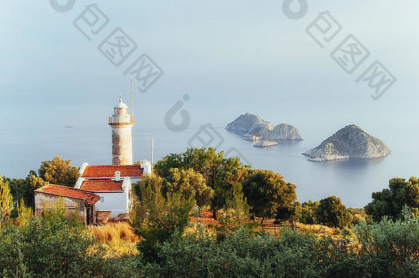 <strong>春天</strong>的格里多尼亚半岛灯塔。土耳其美丽的户外风景