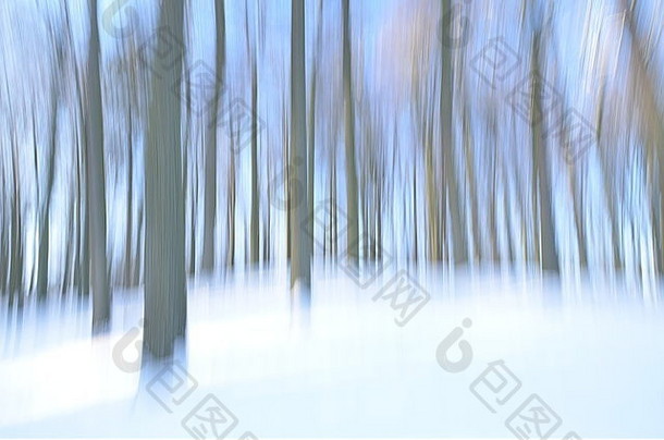 冬季抽象森林