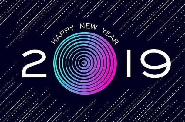 2019年新年快乐贺卡，具有丰富多彩的夜间设计、数字和几何背景。