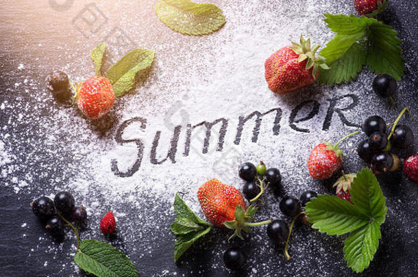 夏天食物背景甜蜜的夏天新鲜的汁水果