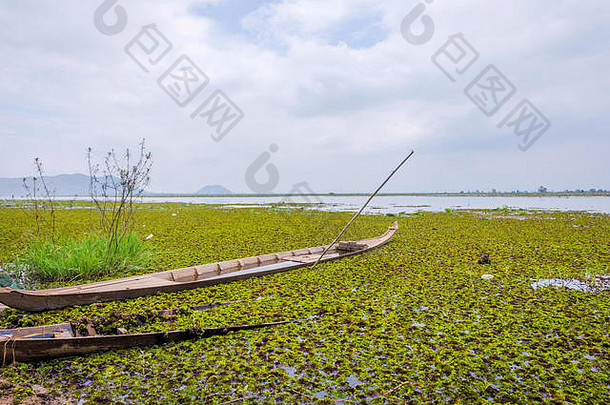 柬埔寨马德望Kamping Puoy湖沉船