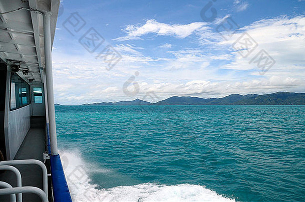 视图渡船船山KOH法根岛泰国