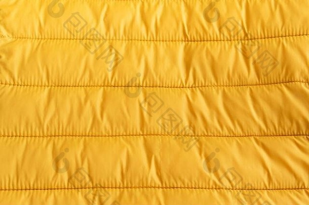 作物视图黄色的夹克