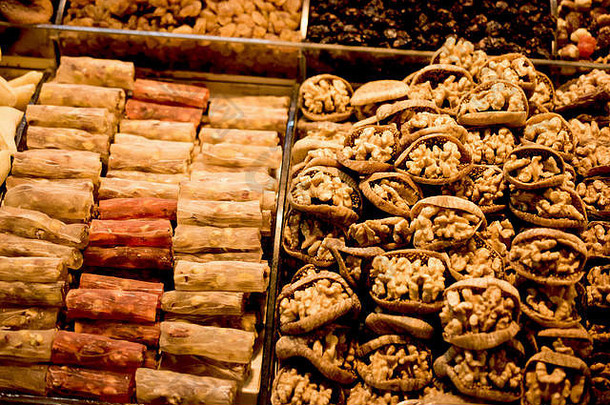 香料市场上的各种土耳其糖果