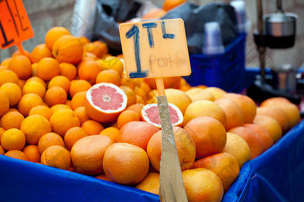 橙色汁土耳其市场