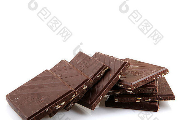 保加利亚艾托斯——2014年5月10日：林德瑞士牛奶巧克力。Lindt被公认为优质产品市场的领导者