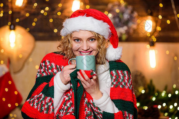 茶商店概念温暖的舒适的舒适的首页享受舒适的大气冬天假期女人喝茶圣诞节装饰背景放松充电女孩杯子热饮料放松