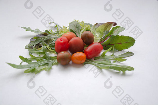 樱桃西红柿多叶的绿色火箭婴儿菠菜生菜