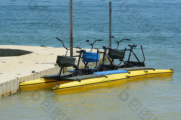 踏板船系码头湖公共公园