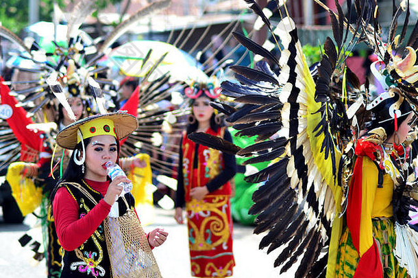 婆罗洲文化节日举行一年南婆罗洲印尼