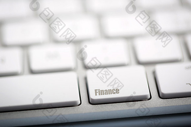 金融这个词写在金属键盘上