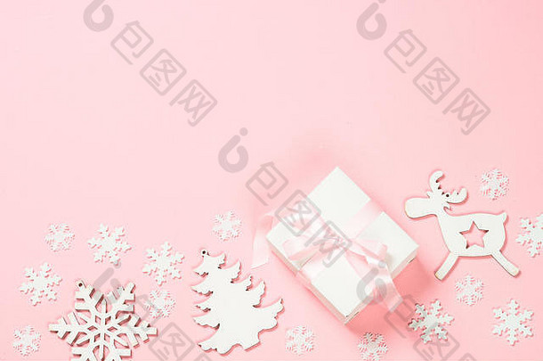圣诞节平躺背景圣诞节现在盒子装饰粉红色的