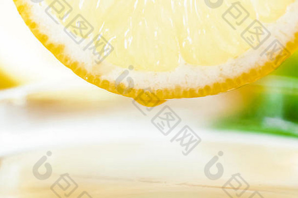 新切柠檬片的宏观图像