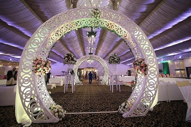 婚礼和活动装饰与鲜花设置