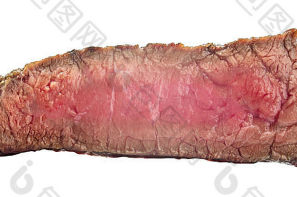 生牛排，一块在白色背景上隔离的肉，带有剪切路径