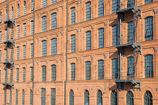 波兰罗兹历史悠久的纺织厂建筑