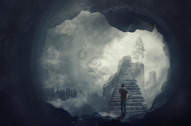 一个男人从黑暗的洞穴中逃离，爬上神秘的楼梯，穿过迷雾的深渊，前往未知的天堂。机会楼梯，