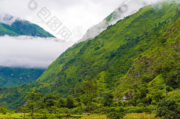 自然视图安纳普尔纳峰保护区域热点目的地登山者尼泊尔的最大受保护的区域