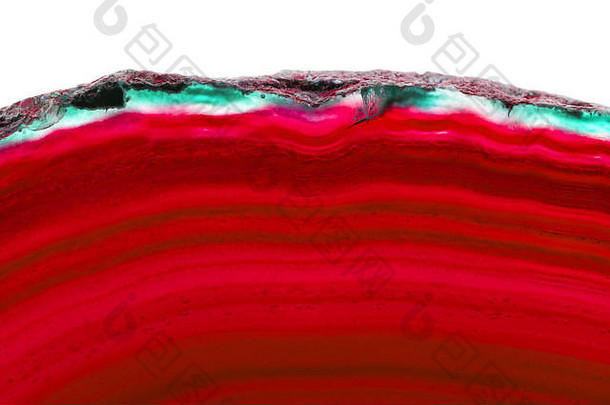 背景抽象，红色纵向玛瑙片上分离出白色矿物
