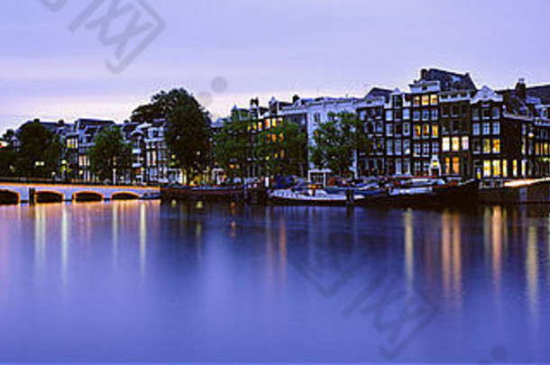 瘦桥阿姆斯特尔运河阿姆斯特丹晚上荷兰荷兰