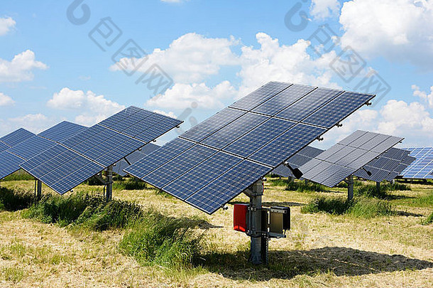 光伏替代能源创建太阳能公园