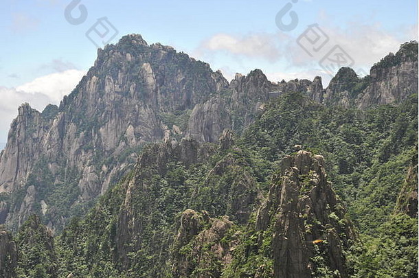 2018年7月，佳能6D拍摄了中国安徽黄山。