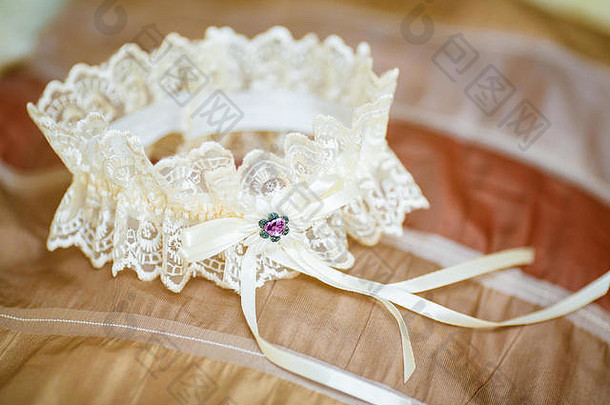 装饰白色婚礼吊袜沙发婚姻概念